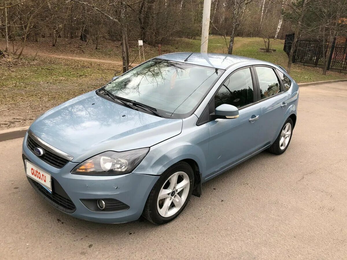 Форд фокус хэтчбек автомат. Форд фокус 2 2010 года. Ford Focus Hatchback 2010. Форд фокус 2 хэтчбек 2010 года. Форд фокус 1.6 хэтчбек 2010.