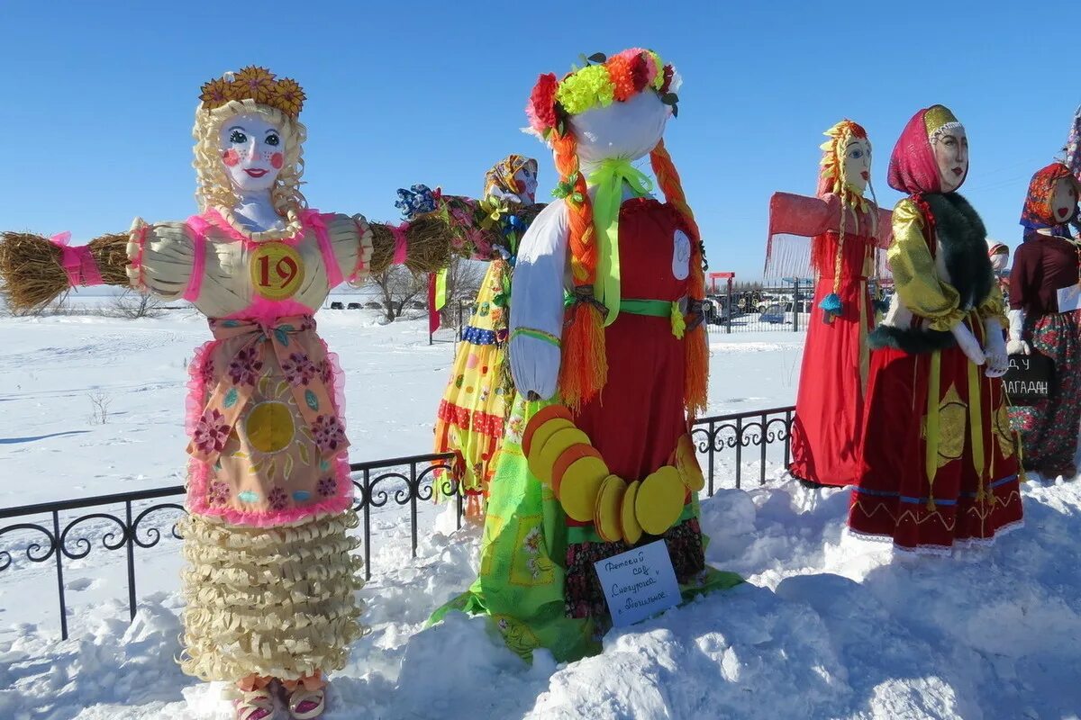 Масленица майкоп. Сибирская Масленица Новотырышкино 2015. Сибирская Масленица 2022 в Новотырышкино. Сибирская Масленица конкурс Новотырышкино чучел. Масленица в Новотырышкино.