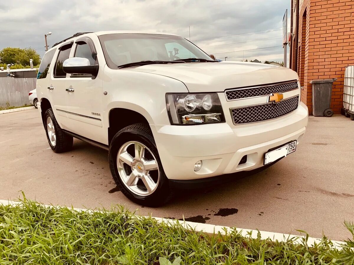 Шевроле тахо 2012. Chevrolet Tahoe 2012. Chevrolet Тахо 2012. Шевроле Тахо 2012 белый. Шевроле Тахо 95.