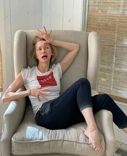 Naomi Watts's Feet, Toes And Soles.
