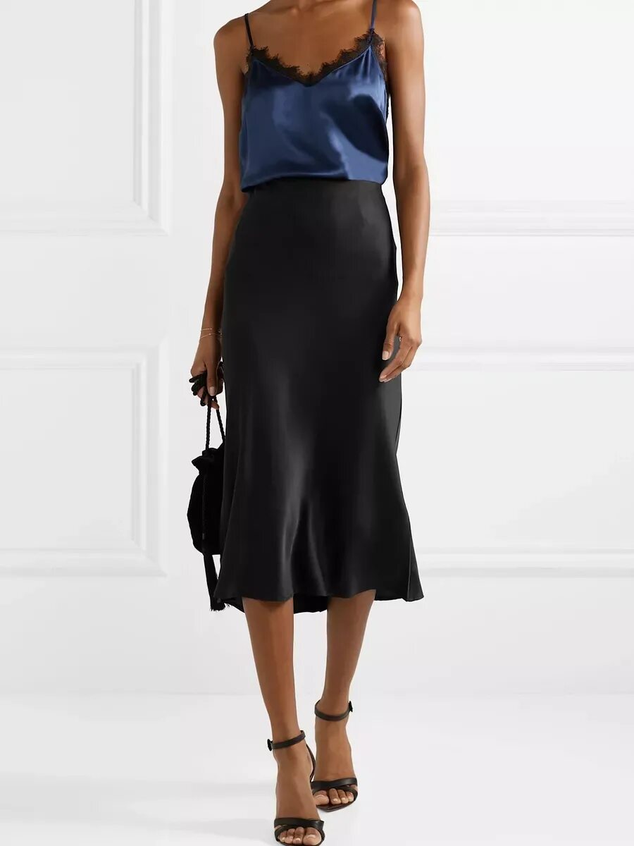 Атласная мини юбка. 12 storeez атласная юбка. Массимо дутти юбка шелк. Silk skirt. Белая шелковая юбка.
