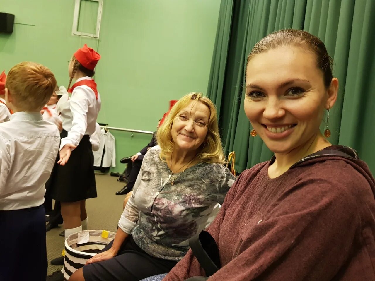 Детский театр имени диковского. Театр домик фанни белл. Детский театр имени диковского. Мать жигунова руководитель театральной студии. Театр диковского преподаватель мария михайловна.