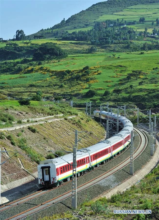 Железные дороги африки. Железная дорога Джибути Аддис Абеба. Железная дорога Аддис-Абеба Эфиопия Джибути. Железная дорога ЮАР. Поезда в Африке.