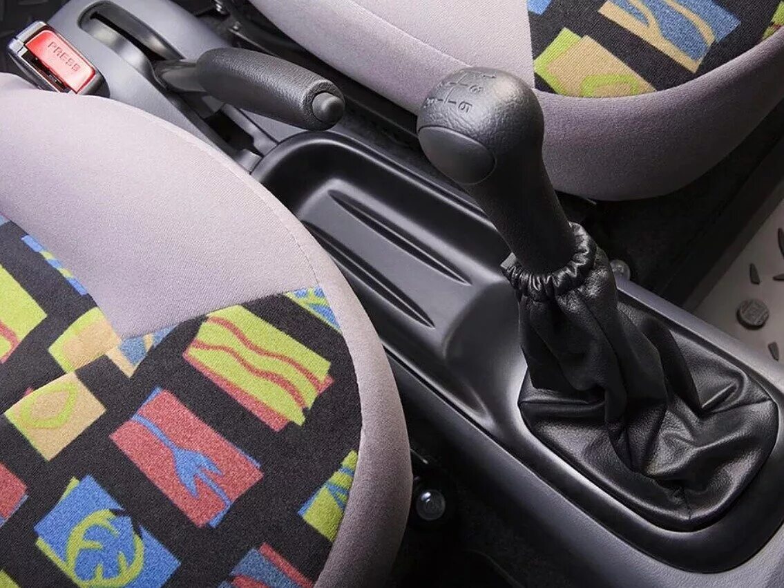 матиз переключение передач. 3. ручка переключения матиз 1. 8 схема. ручка рычага переключения передач daewoo matiz.