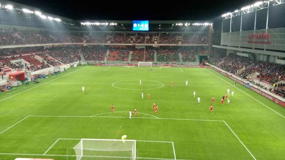 Štadión Sihoť Тренчин Словакия футбольный стадион. Стадион антона
