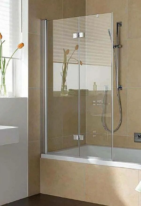 Стеклянная шторка для ванной Cezares 210412. Стеклянные шторы для ванны 100х70. Ванна со стеклянной перегородкой. Ширма на ванну стеклянная. Установка ширмы
