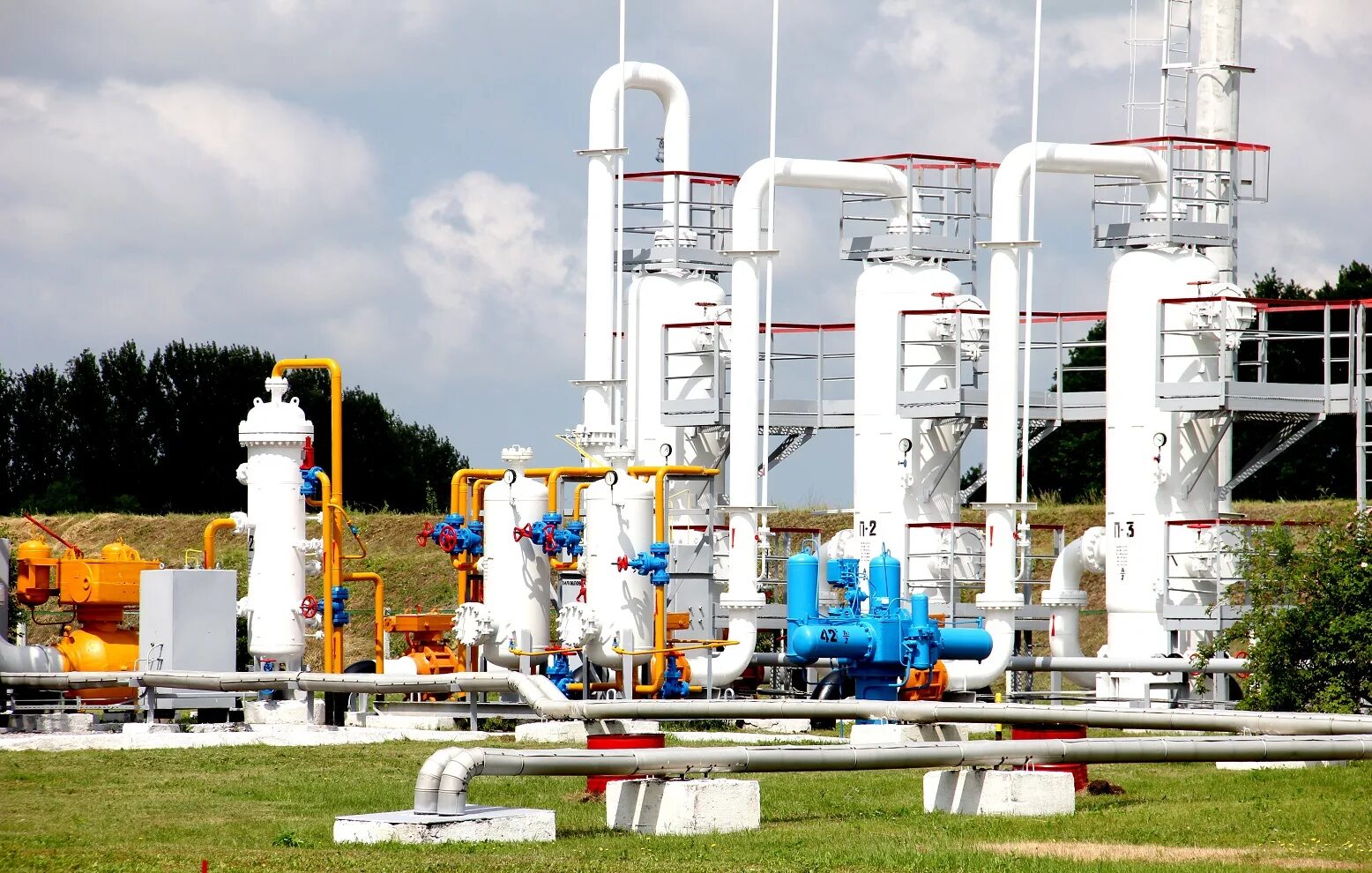 Gas storage