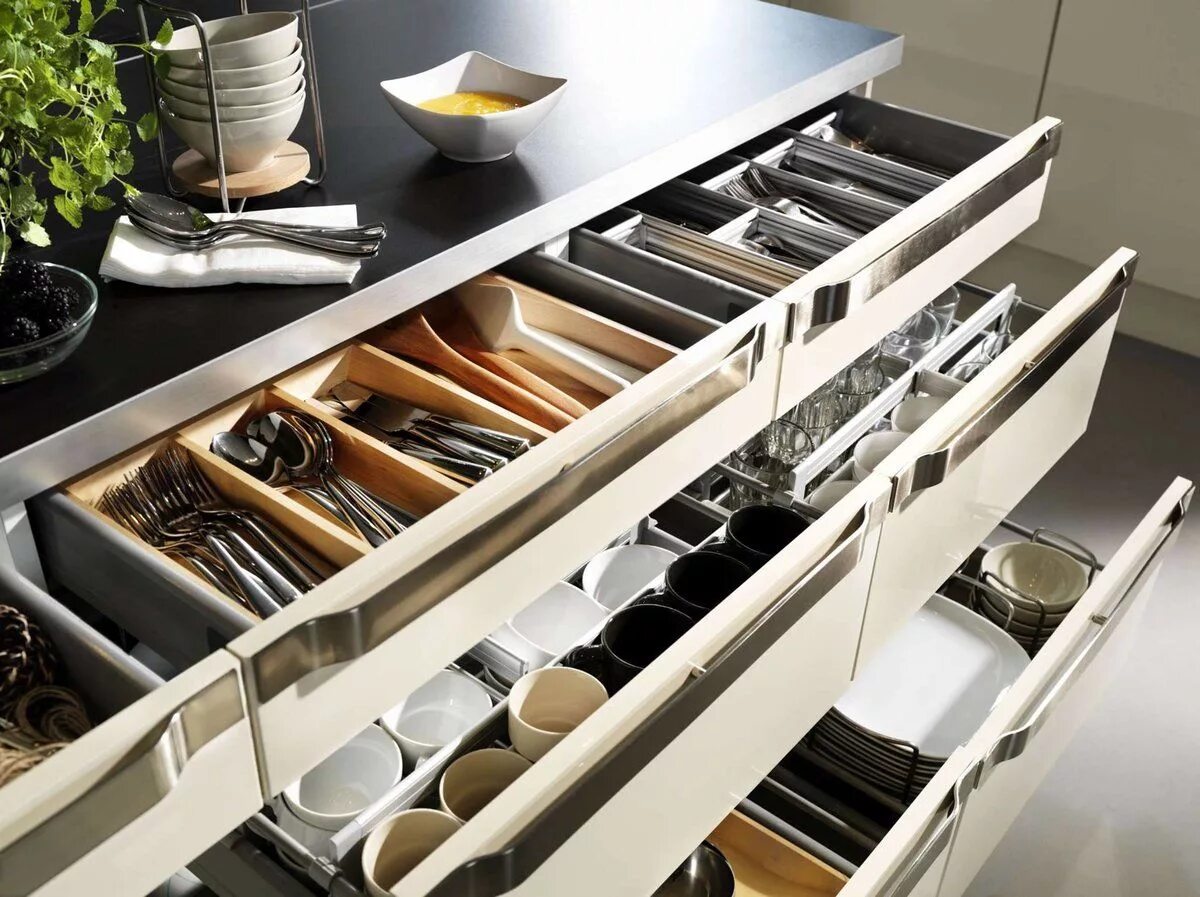 Наполнение кухни икеа внутреннее. Наполнение кухонных ящиков. Хранение кухонной утвари. Выдвижной ящик для посуды.