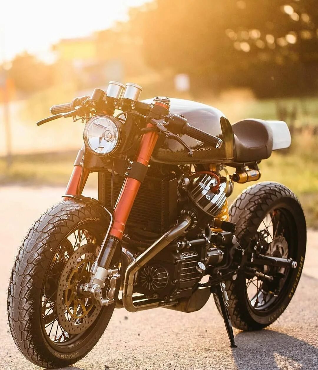Cafe racer. Honda cx500. мотоцикл honda cafe racer. мотоцикл кафе рейсер. мотоцикл хонда кафе рейсер.