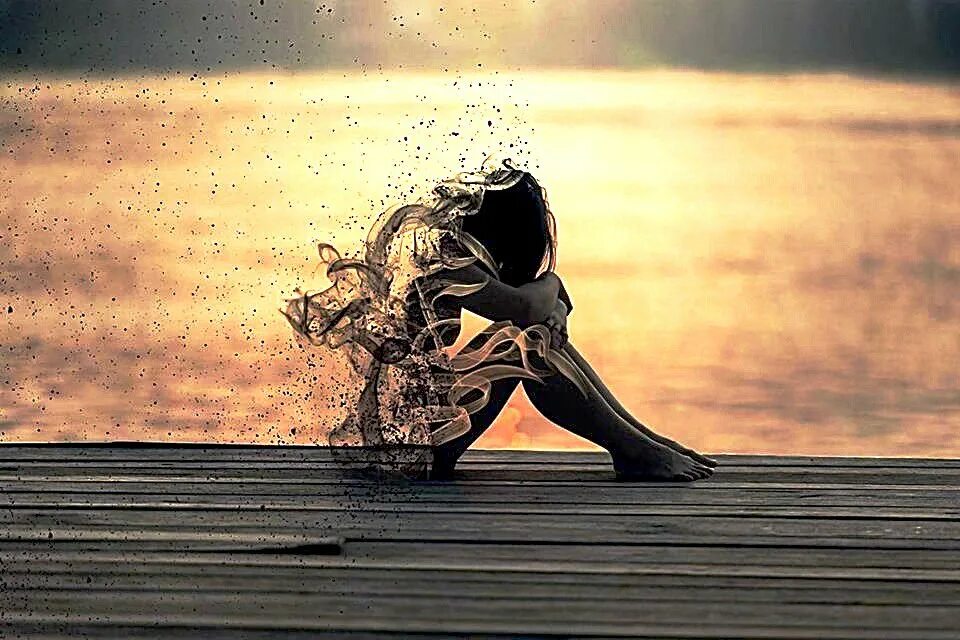 Девушка одинока. Про одиноких девушек. Одиночество девушка. Про одиноких девушек. Одиночество девушка.