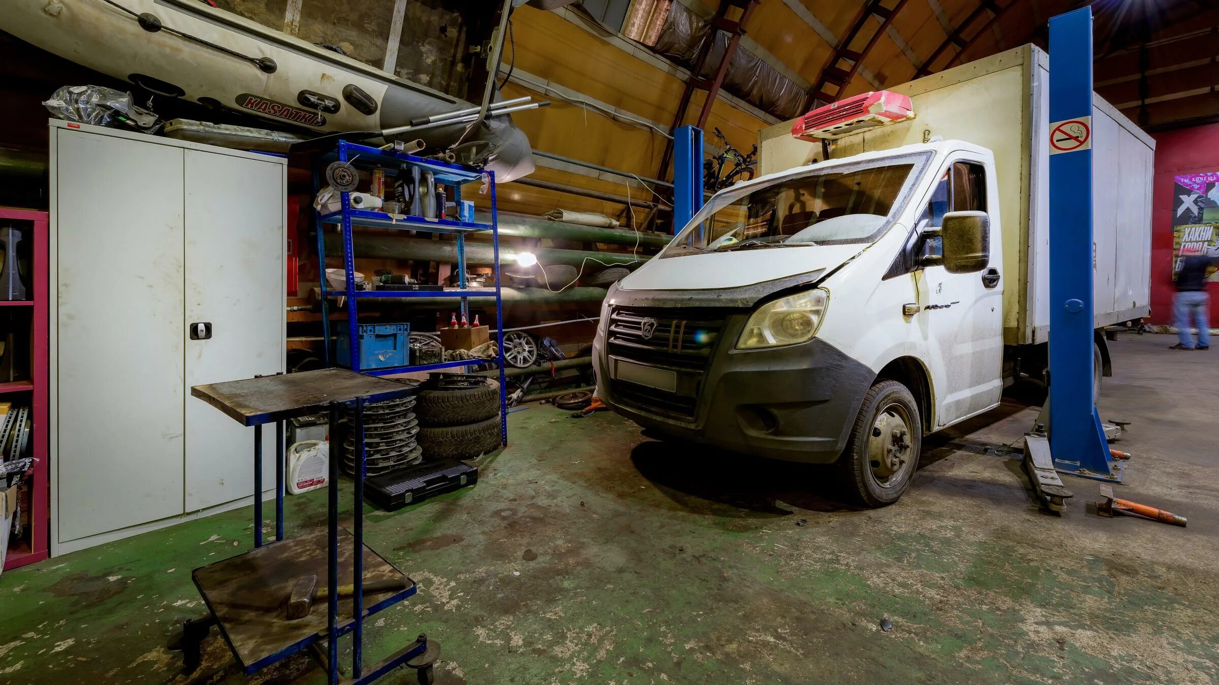 Шлюндт челябинск автосервис. Газель сервис ларина 13 нижний новгород. Газель некст на подъемнике в сто. Газель некст сервис 0110. Сто газель.