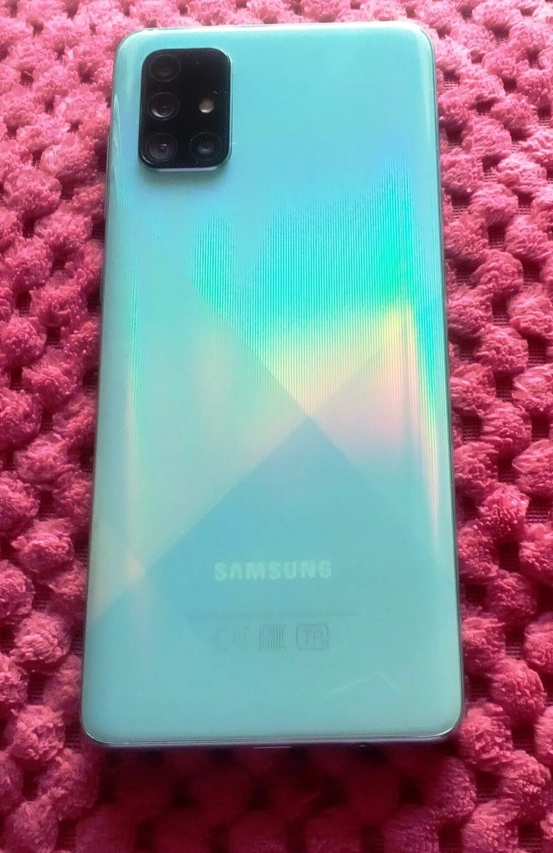 Samsung galaxy a71 128. Samsung Galaxy a71. Samsung Galaxy a71 6/128gb. Самсунг галакси а71 128 ГБ. Samsung Galaxy a71 бирюзовый.