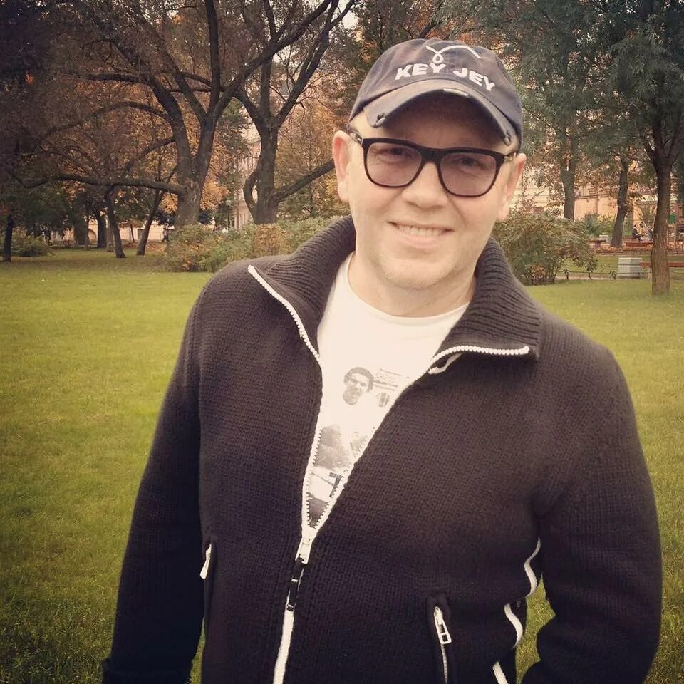 Игорь азаров журналист. Азаров певец. Игорь азаров. Игорь александрович азаров. Игорь александрович азаров.