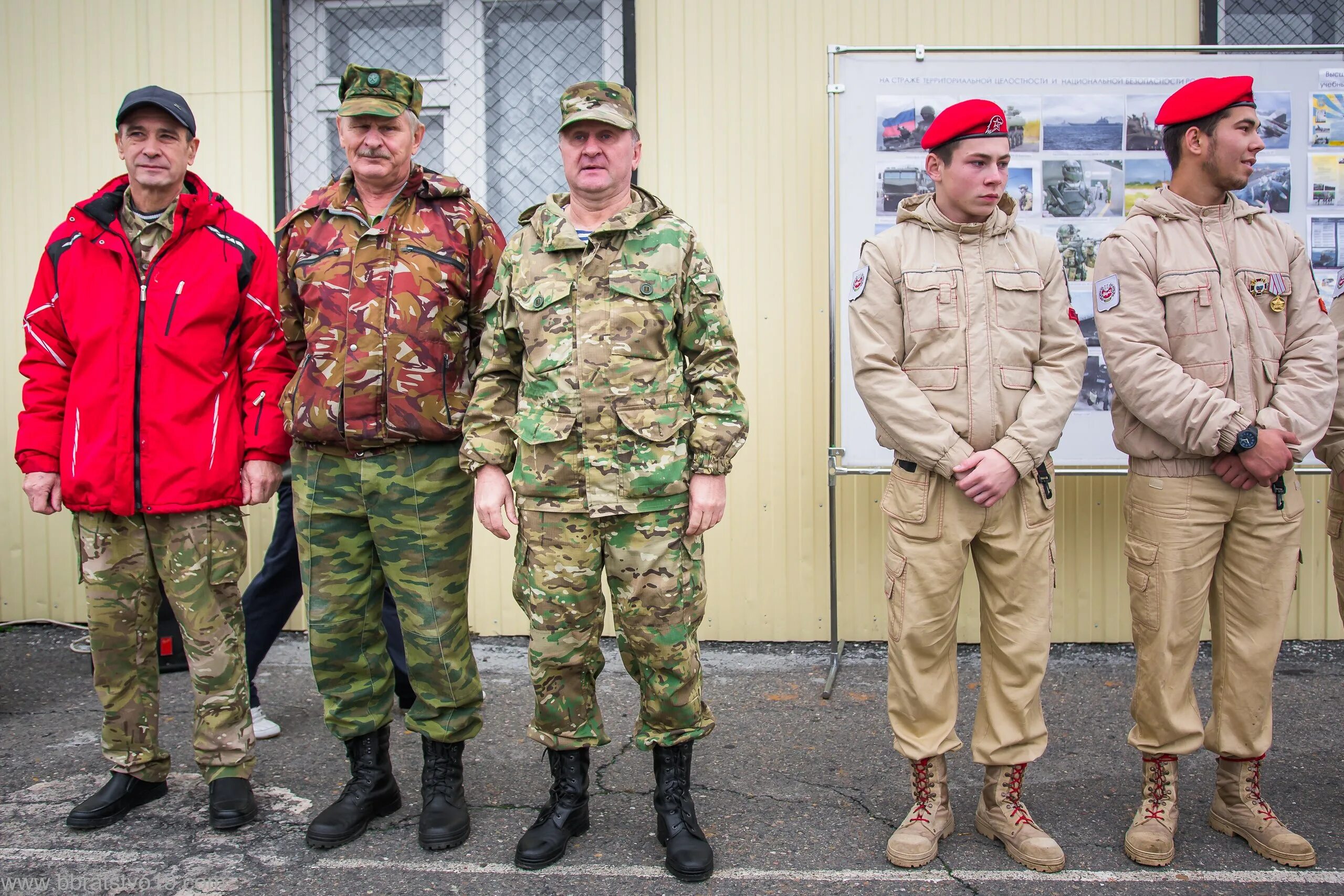 Комиссариат абакан. Военкомат Усть Абакан. Ирбис Усть-Абакан. Команда Ирбис Усть Абакан. Усть-Абаканский район ветераны.