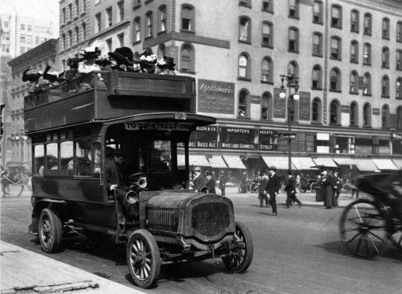 Транспорт вв. Омнибус 19 века США. Нью Йорк 1896 год. Лондон 1912 год. Фото Нью-Йорка 1896г.