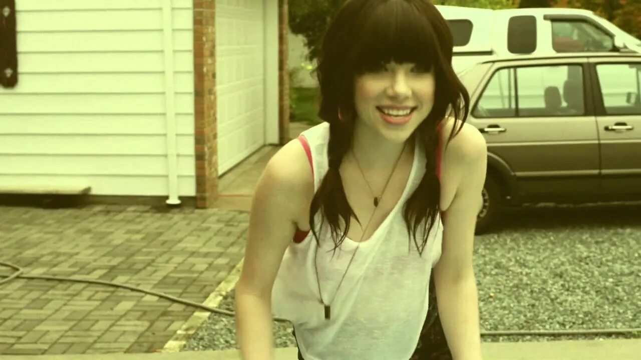 Julia call me. Call me maybe carly rae. carly rae jepsen call me maybe. call me maybe карли рэй джепсен. call me maybe carly rae jepsen клип.