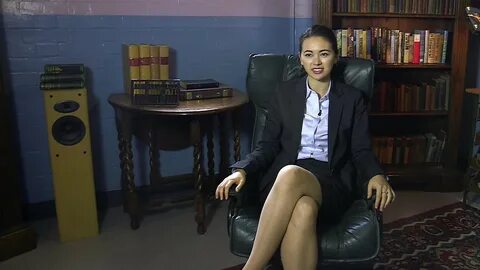 Jessica henwick legs