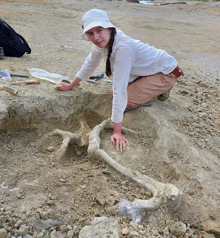 Нашли доисторическую девушку 40 миллионов. Археологические раскопки.