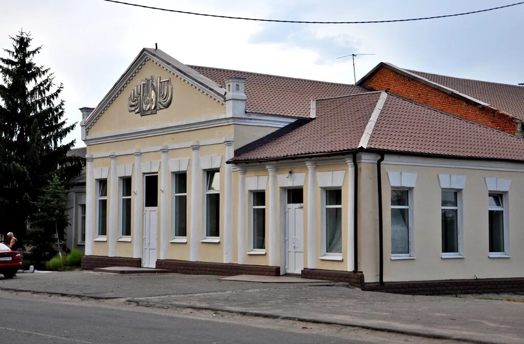 Город змиев. Г Змиев Харьковская область. Город змеев в Харьковской области. Змиёв города Харьковской области. Город Змиев Харьковская.