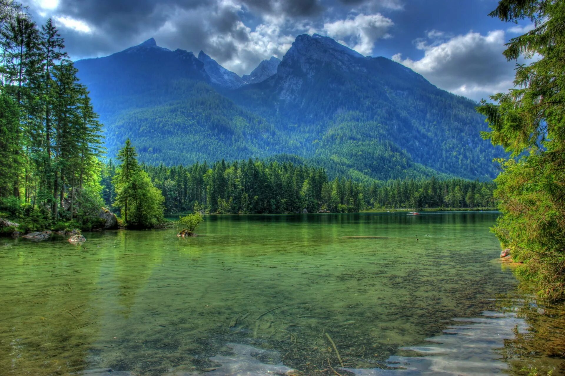 Бавария Германия природа. Озеро горы лес Бавария. Реки горы озера Германии. Шварцвальд озеро.