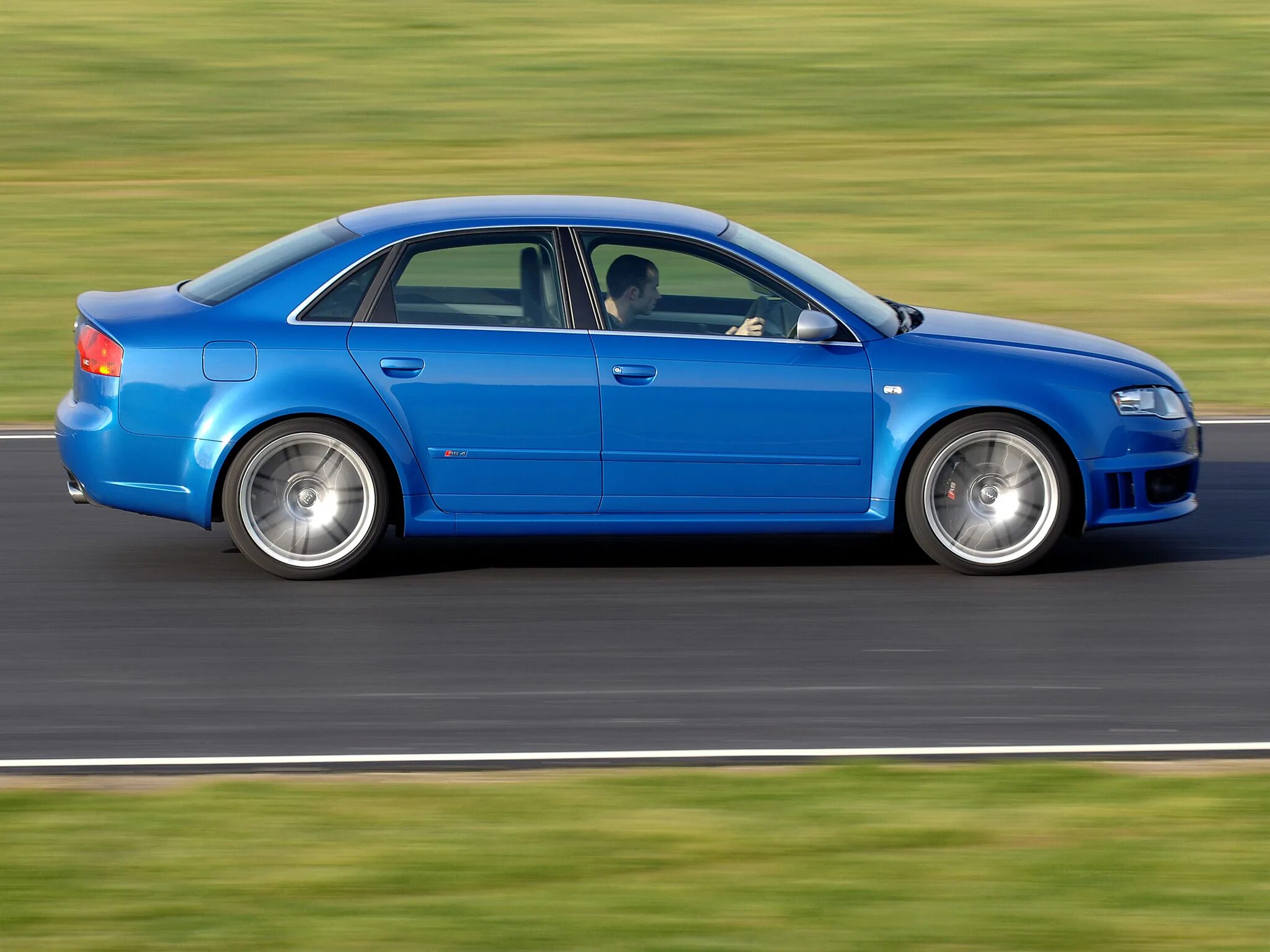 2005 рс. Audi rs4 b7. ауди rs4 седан. audi rs4 2005. audi rs 2005.