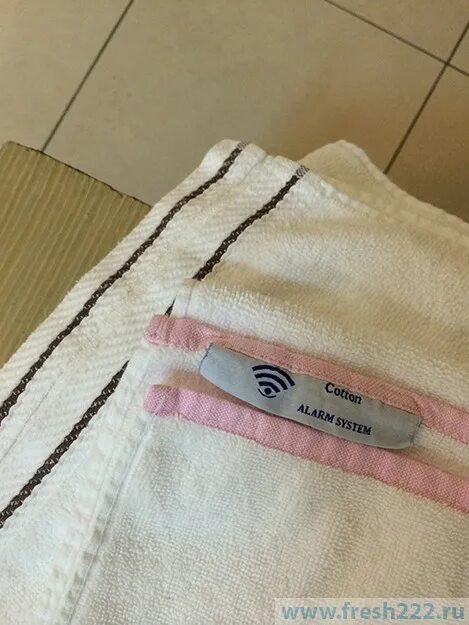 Чипы в одежде. Чип вшивают в одежду. метки на полотенца. rfid метка на одежде. чипы для полотенец.