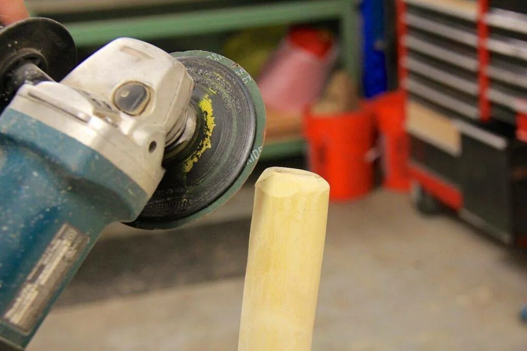 Полировка бетона болгаркой. Полировка дисков болгаркой. Полировка дисков болгаркой. Шлифовальный абразивный диск hitachi 15060hr. Шлифование болгаркой.