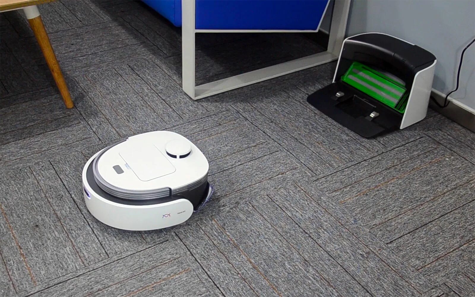 Sweeping vacuum cleaner mop. Робот пылесос Mopping Robot rs6. SV Robot d1 робот пылесос аналог Panda. Робот пылесос Mop 2 комплектация. Робот пылесос для аэропортов.