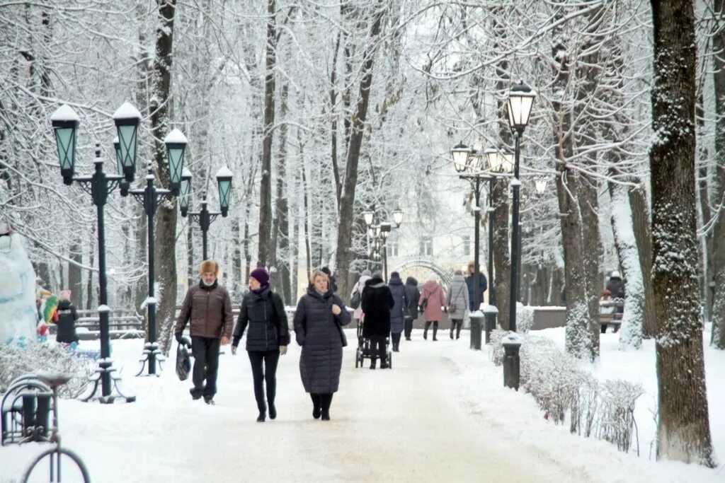 Синоптик смоленское на 10 дней. Климат Смоленска. Смоленск население. Смоленская область Мороза. Начало весны Смоленск.