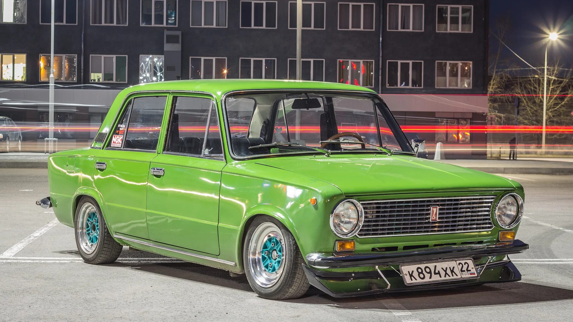 Ваз 2101 на конвейере. Ваз 2106 стритрейсер. Ваз 2101 тюнингованная. 21011 ваз tuning. Ваз 2101 апгрейд.