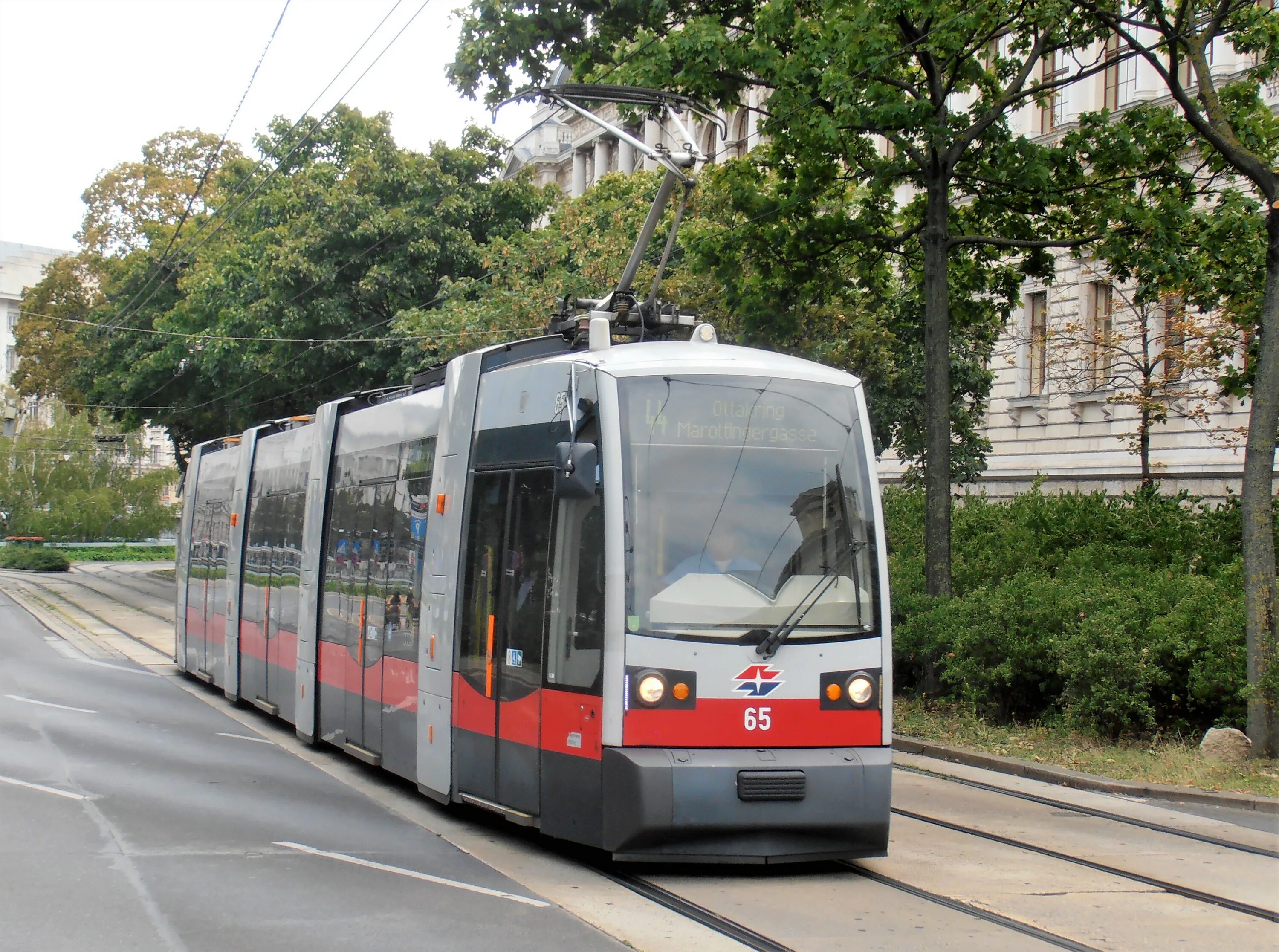 65 трамвай маршрут. Siemens Ulf. Ulf Vienna. Ulf трамвай. Tram u2z Vienna.