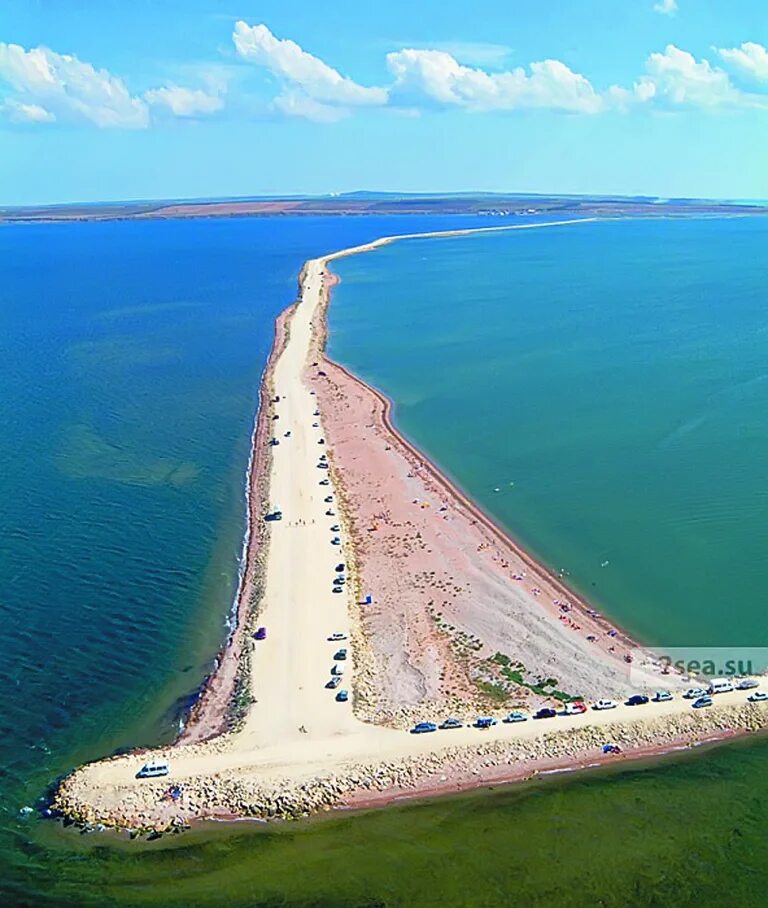 Тамань черное. Коса Тузла Тамань. Геническ коса Арабатская стрелка. Мыс Тузла Тамань. Арабатская стрелка Азовское море.