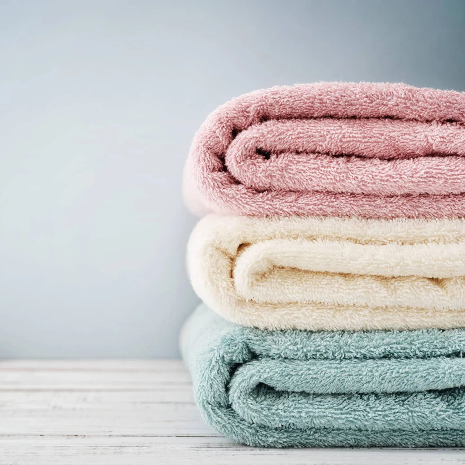 Нежные полотенца. Красивые полотенца. Полотенце махровое. Текстиль полотенца. Красивые полотенца для ванной.