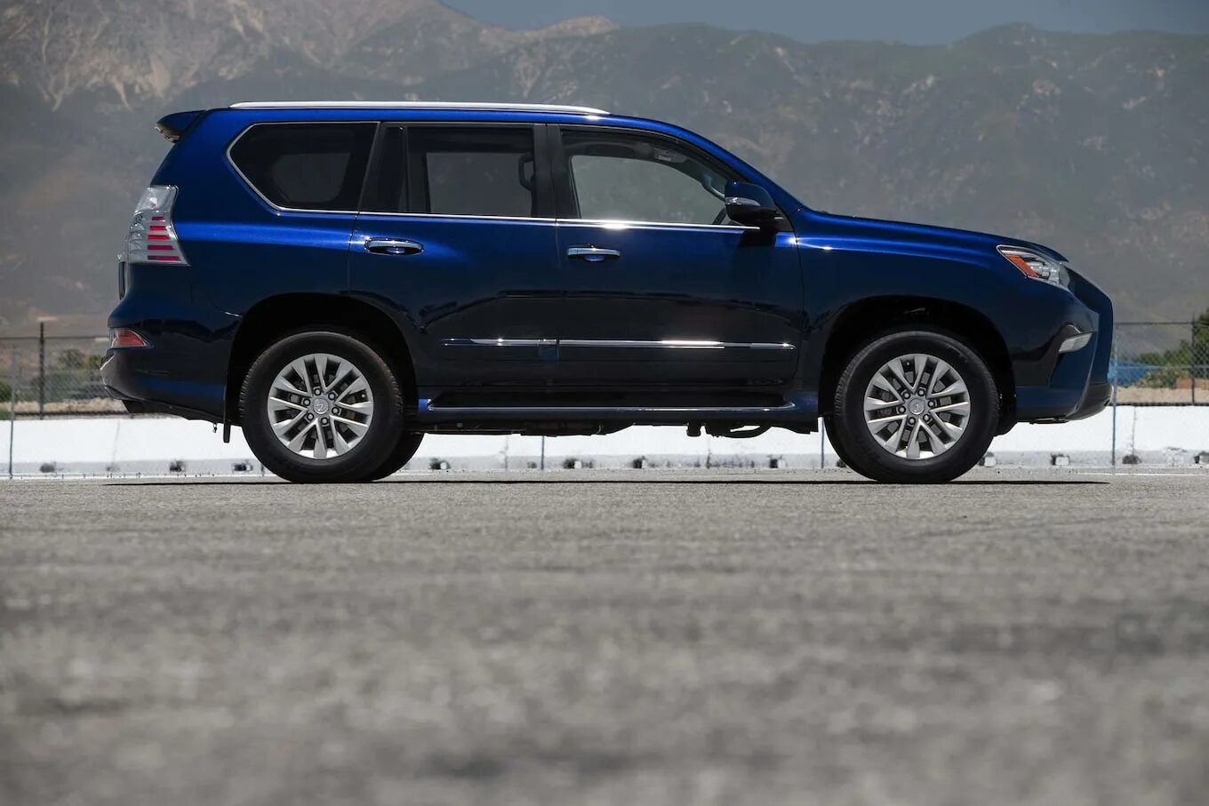Gx460 размеры. Лексус gx460. лексус jx 460. лексус rx460. lexus gx 480.