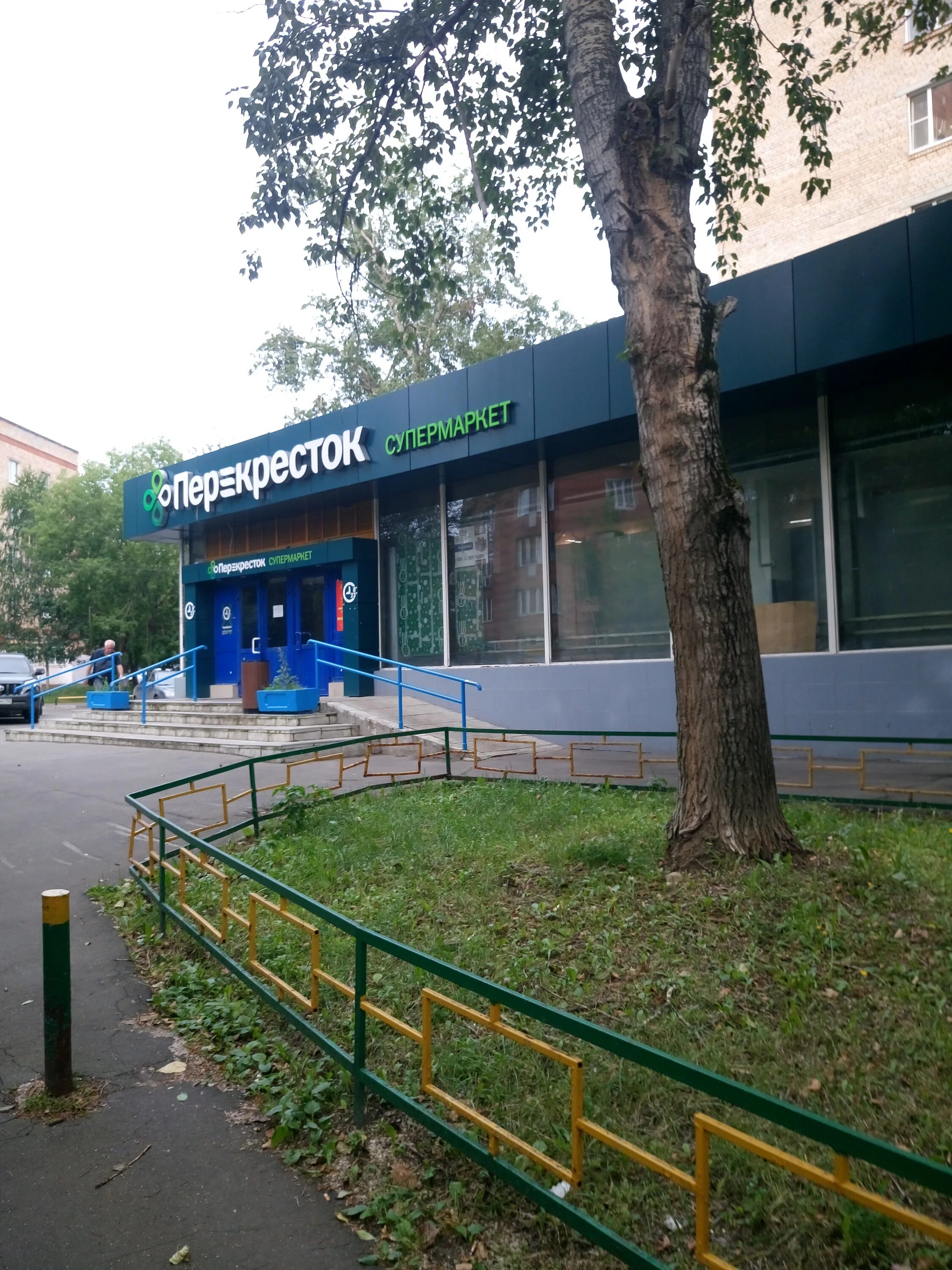 Перекресток химки часы работы. Перекресток химки часы работы. 9 мая д. Лениграцкое шоссе 112 перекрёсток. Перекрёсток, химки, ленинградское шоссе.