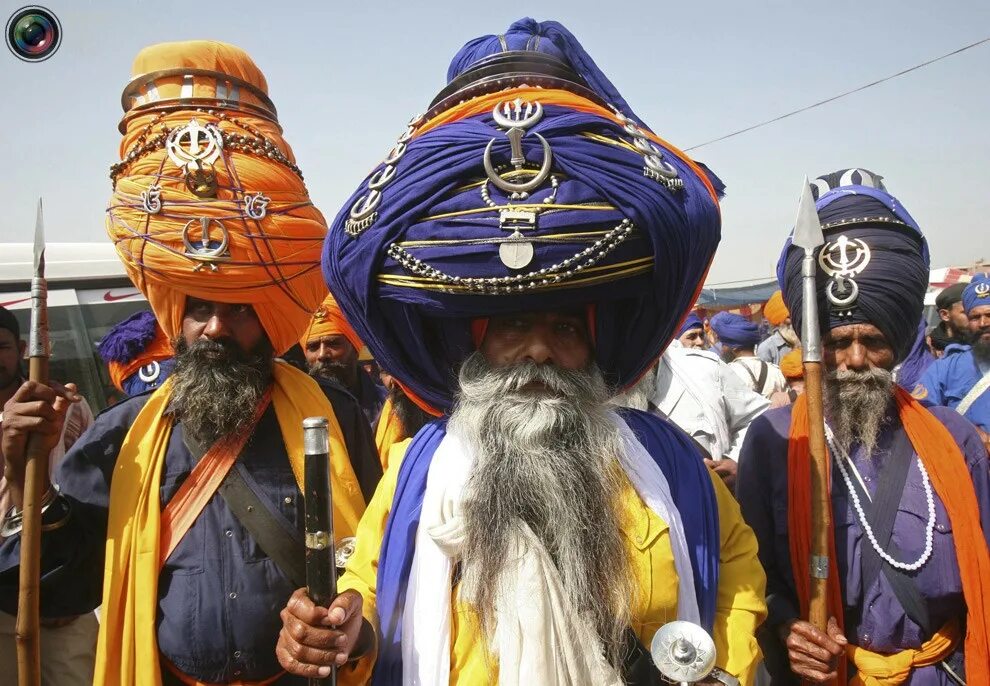 Тюрбан сикхов. Сикхи это кшатрии. Сикхи каста воинов. Индийские воины ниханги (сикхи-воины). Тюрбан сикхов.