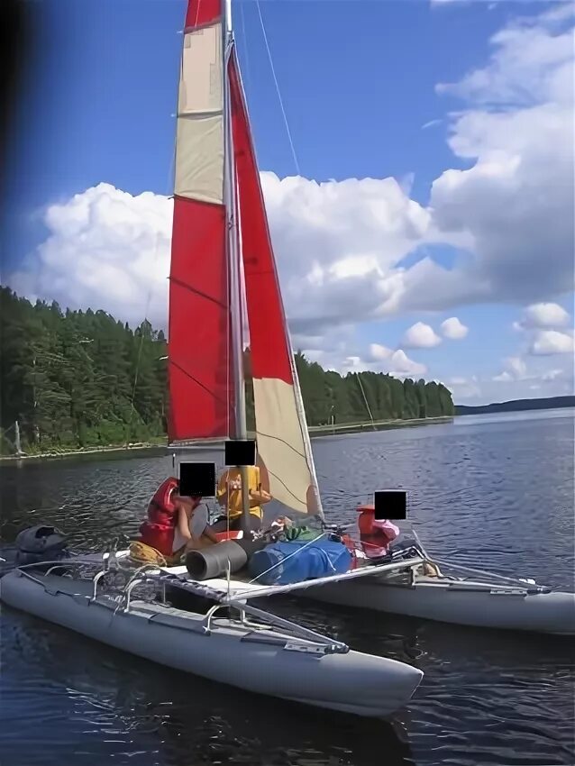 На один корпус больше катамарана. Катамаран аэро 280. Чертеж катамарана sc500. Катамаран аргут 4 чертежи. Гик парусного катамарана.