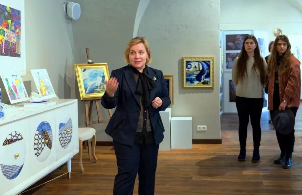 директор выставочного зала. нуртай жардемов уральск художник. директор выставочного зала. гончаренко наталья михайловна белгород. сергей орлов киров дизайнер.