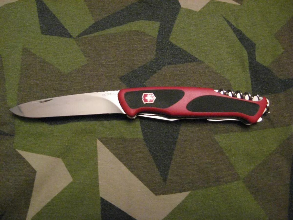 Нож венгер рейнджер. Victorinox classic alox. 3. Victorinox 0. Wenger ranger 61.