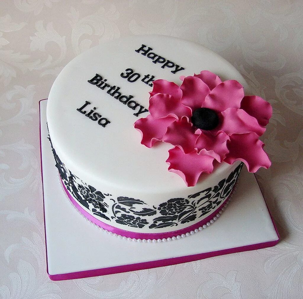 Торт на день рождения сестре прикольные. Торт для девушки. Торт на день рождения девушке. Тортик на день рождения девушке. Красивый торт для девушки.