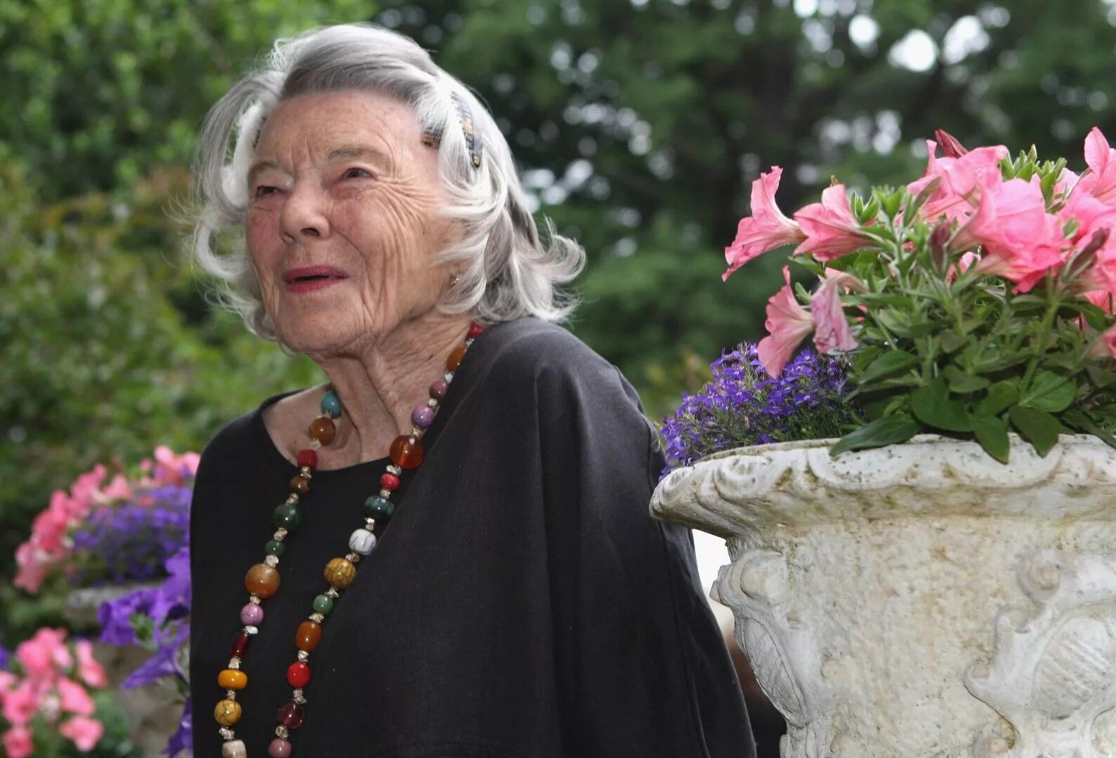 Писательница вирджиния вульф. Пэтти дьюк. Женщина 140 лет. Женщина 140 лет. Габриэль коко шанель.