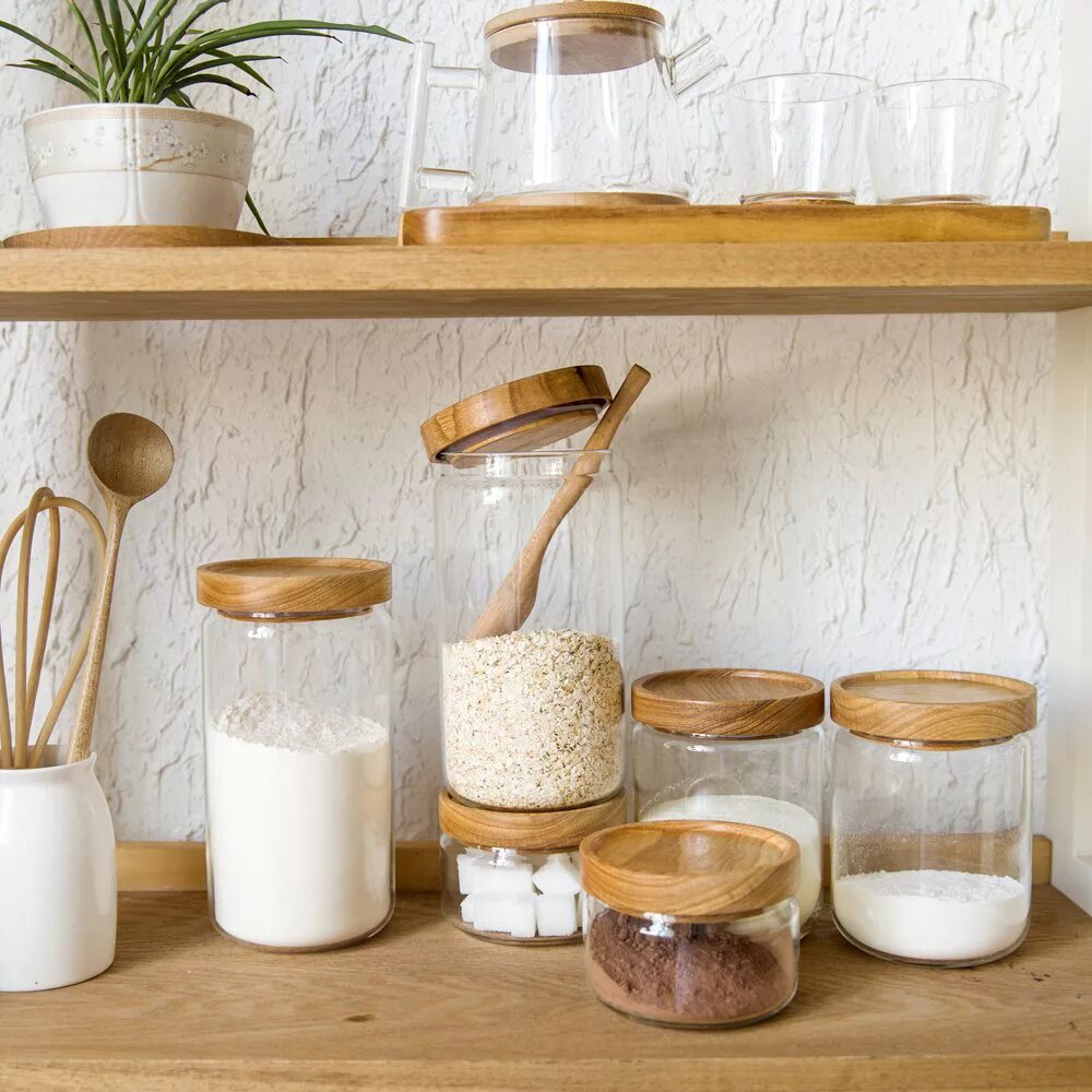 Баночки для кухни. Красивые баночки для кухни. Кухонные полочки для круп. Баночки в интерьере кухни. Is there coffee in the jar