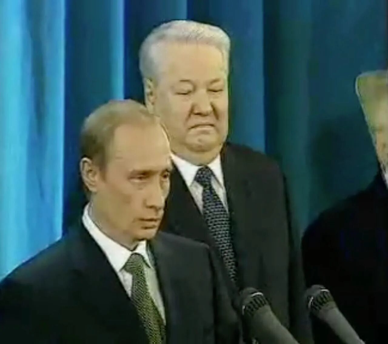 В 2000 году президентом российской