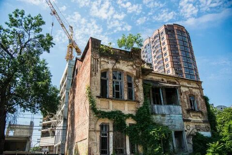 Старинные жилые дома
