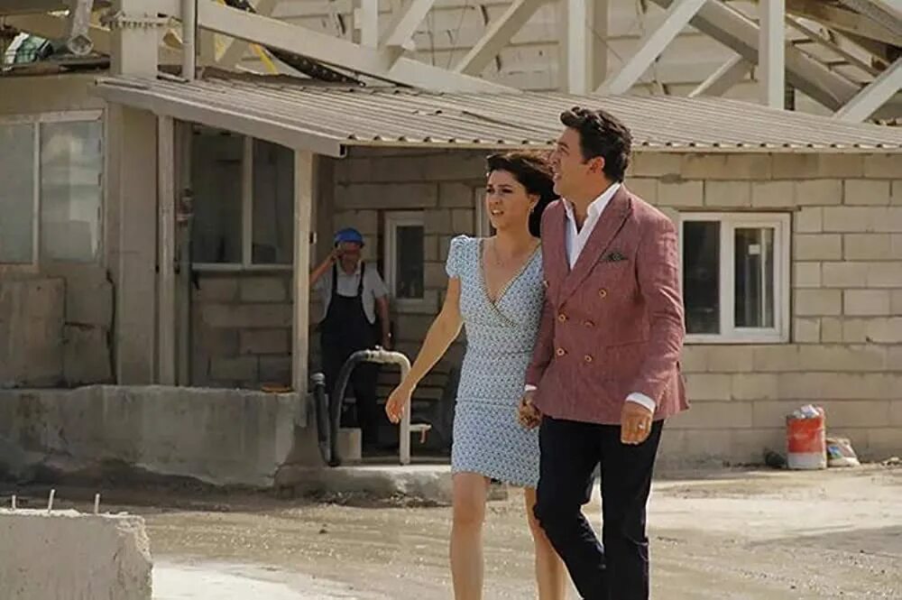 Турецкий сериал гюнешь. Турецкий сериал гюнеш. 2015-2016 – «дочери гюнеш». Дочери гюнеш сериал 2015. Дочери гюнеш сериал перри.