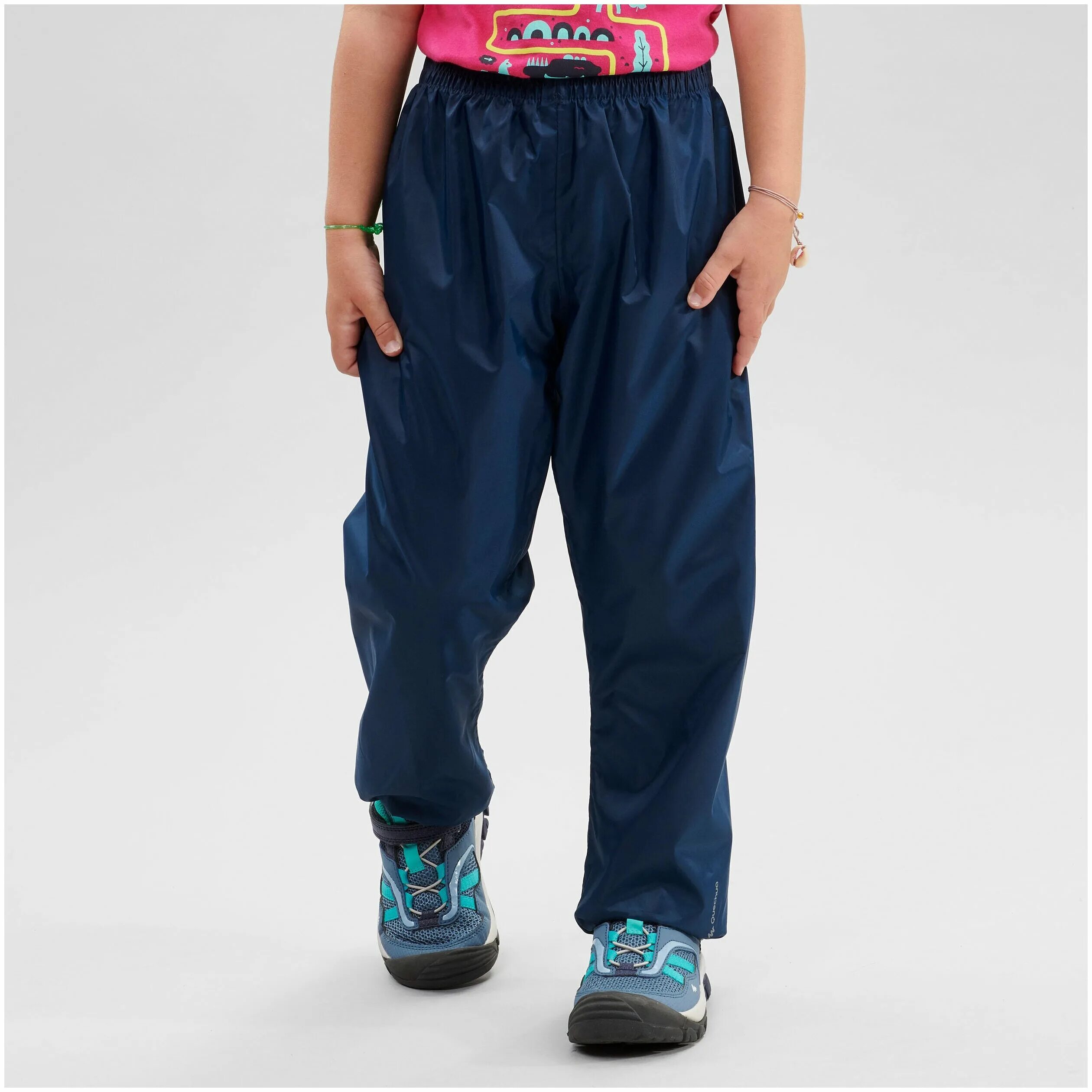 Непромокаемые штаны для мальчика. Quechua mh100 брюки. Декатлон непромокаемые штаны. Quechua брюки детские. Брюки mh100 Quechua артикул: 2769660.