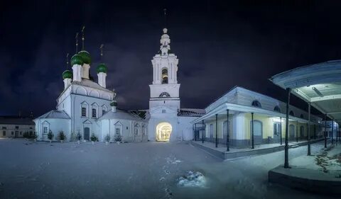 Кострома ночью