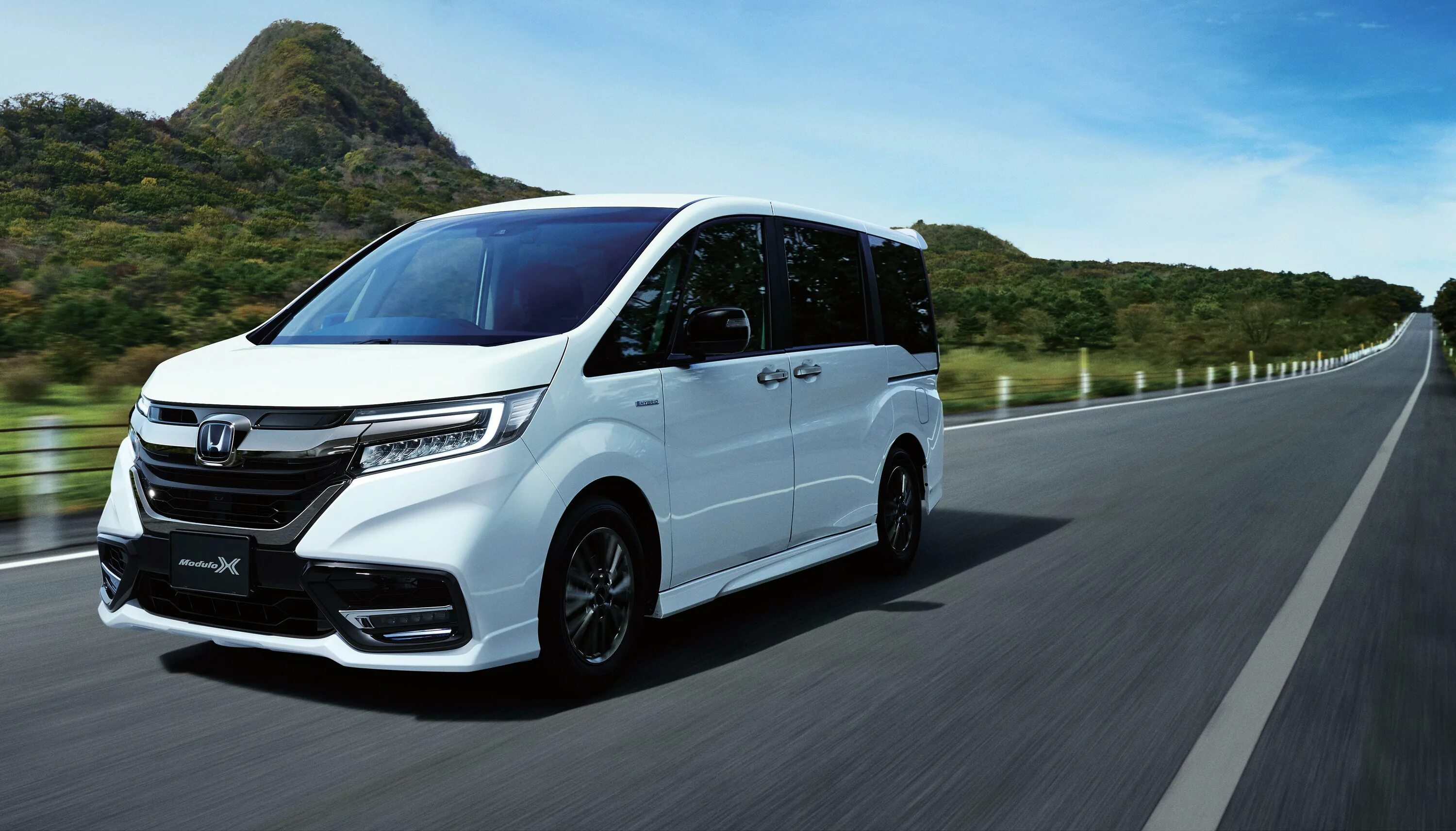 Степвагон 2017 год. Honda Stepwgn 2020. Honda Stepwgn modulo x 2018. Honda STEPWAGON 2020. Хонда Степвагон спада 2020.