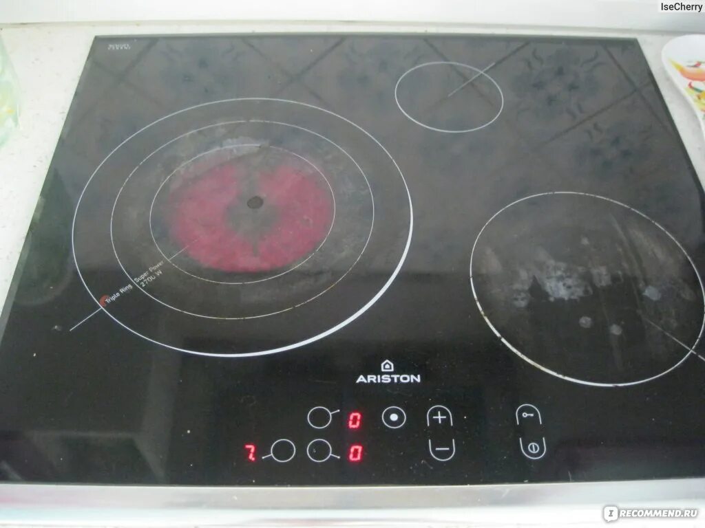 Hotpoint ariston 6013. Варочная панель Ariston KBT 6013 T. Электрическая варочная панель Аристон КС 62 BK/Kc. Аритонплита сенсорная. Варочная поверхность Ariston сенсорная плита 3 конфорки КВТ 6013.