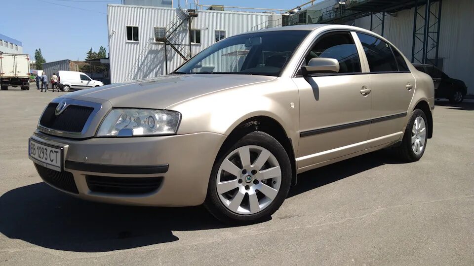 Шкода Суперб 2003 года. Суперб 1.8. Skoda Superb 1.8 t, 2004. Skoda Superb 1.8. Частные объявления купить октавию